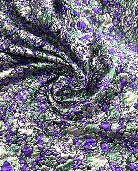 Жаккард фиолетовый цветок